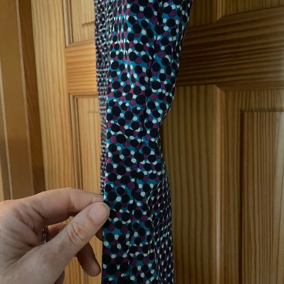 Mini dress. Size small silky and cute. Side hidden zipper - Picture 3 of 4